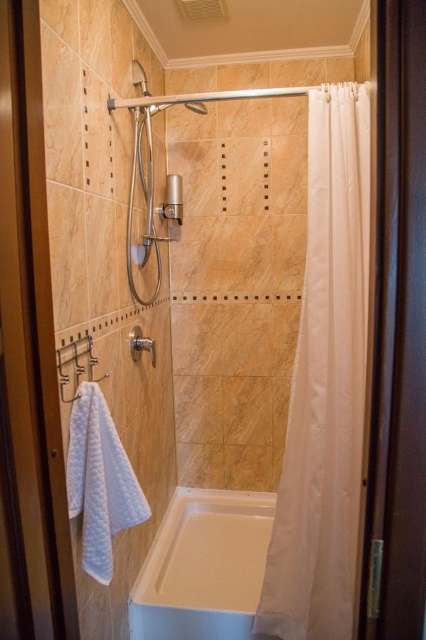 Опал Hotell Stryj Exteriör bild