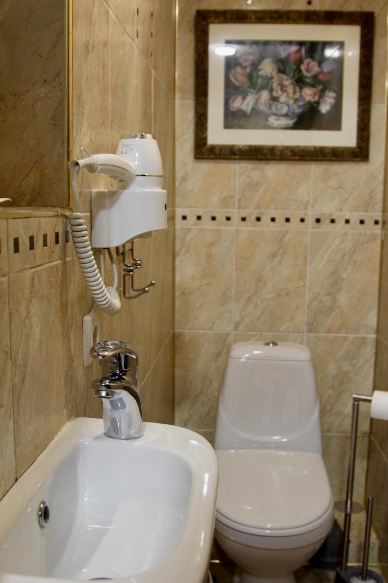 Опал Hotell Stryj Exteriör bild