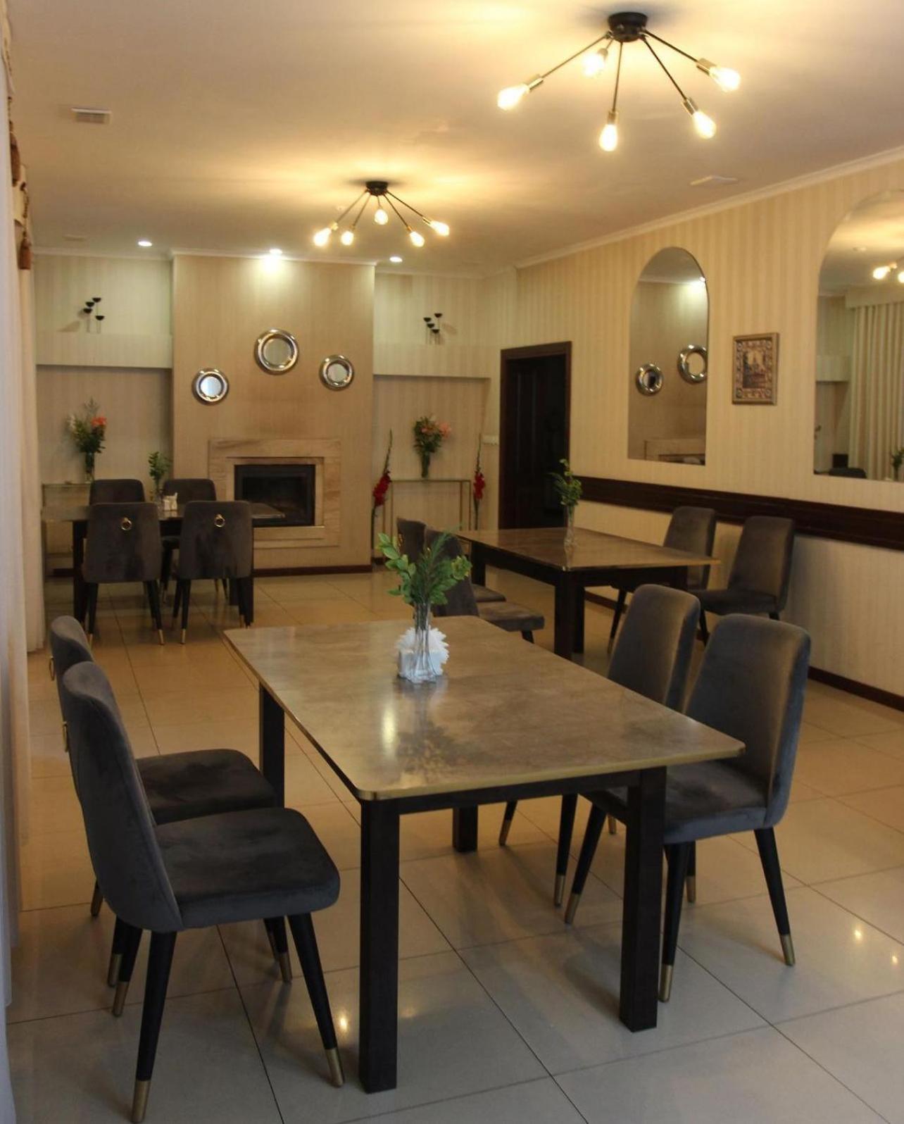 Опал Hotell Stryj Exteriör bild